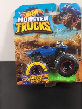 Hot Wheels Monster Trucks Rodger Dodger New In Box 34/50